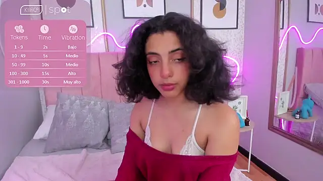 AURORAMILLSS online show from 04-17-26, 03:20