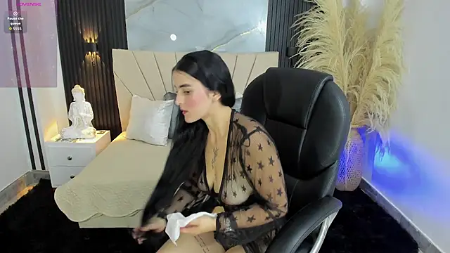 Snapshot of DOMINIKA_LOVY chatting on 04-28-26, 05:51 DOMINIKA LOVY online show from 04-28-26, 05:51