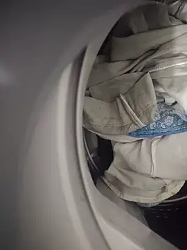 saur1221wjz online show from 04-18-26, 09:26