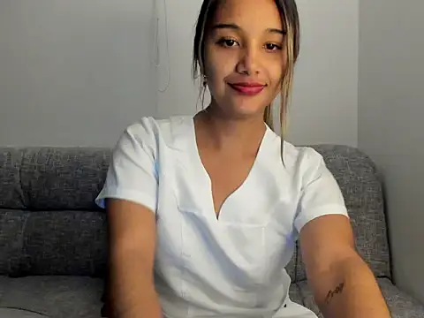 Miss Taniac online show from 05-06-26, 01:47