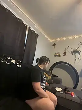 Snapshot of AmalaHexx chatting on 04-14-26, 11:44 AmalaHexx online show from 04-14-26, 11:44