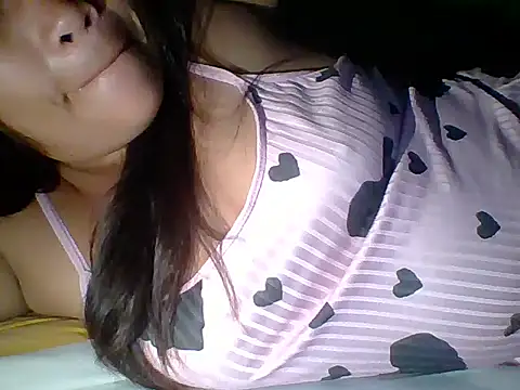 Snapshot of PinayAnne chatting on 06-02-26, 11:34 PinayAnne online show from 06-02-26, 11:34