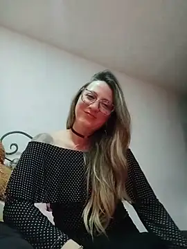 VALELUXX online show from 05-09-26, 03:12