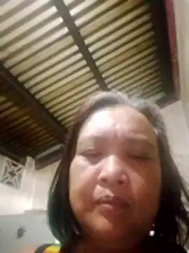 Snapshot of jeanyummytits chatting on 05-15-26, 07:54 jeanyummytits online show from 05-15-26, 07:54