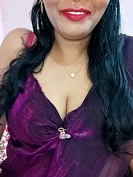 Snapshot of Mayuri-hot chatting on 06-26-26, 09:35 Mayuri-hot online show from 06-26-26, 09:35