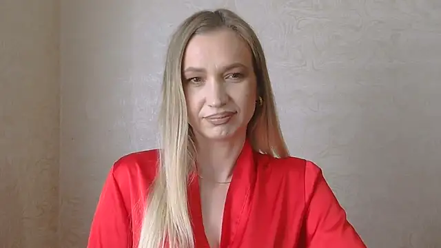 Snapshot of NoirEnigma chatting on 05-05-26, 02:25 NoirEnigma online show from 05-05-26, 02:25