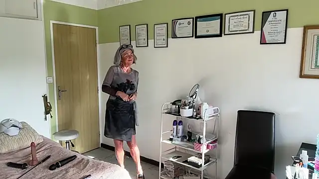 NaughtyMonicaUK online show from 06-06-26, 06:29