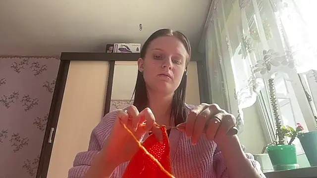 Snapshot of SofiaOops_1 chatting on 04-16-26, 08:48 SofiaOops 1 online show from 04-16-26, 08:48