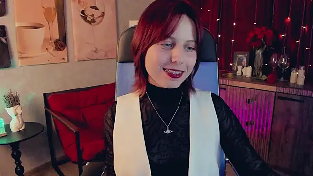 VivienneHebert online show from 05-12-26, 12:57