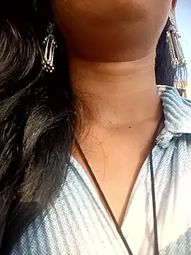 Miss Divyaa online show from 05-19-26, 12:44