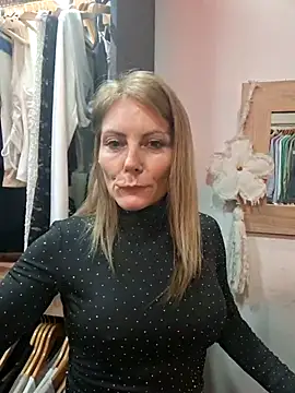 prretty15 online show from 07-18-26, 08:01