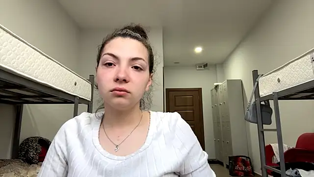 SharieLangan online show from 04-16-26, 04:19