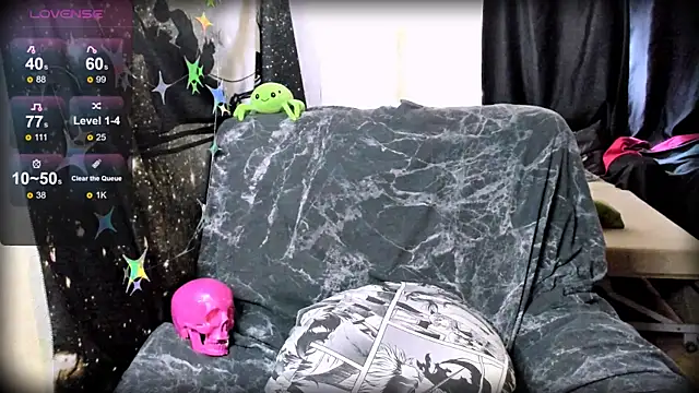 Snapshot of Neon_Baddie chatting on 05-15-26, 08:54 Neon Baddie online show from 05-15-26, 08:54