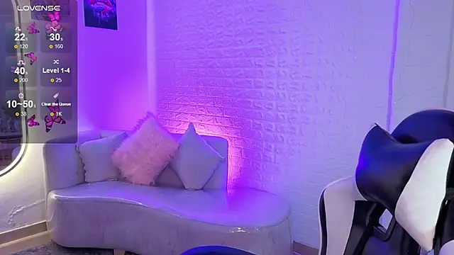 Snapshot of Dahlienne_Vianne chatting on 07-03-26, 10:27 Dahlienne Vianne online show from 07-03-26, 10:27