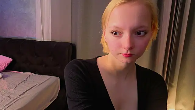 sweet lynx online show from 04-20-26, 04:10