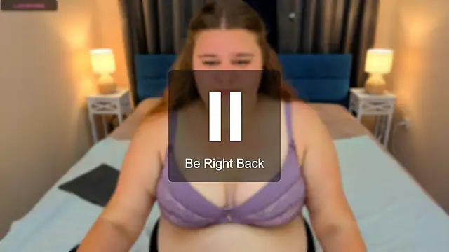 Snapshot of Bella_Blvck chatting on 06-28-26, 02:50 Bella Blvck online show from 06-28-26, 02:50