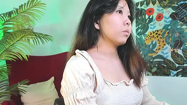 Snapshot of AzureMimi chatting on 05-02-26, 02:11 AzureMimi online show from 05-02-26, 02:11