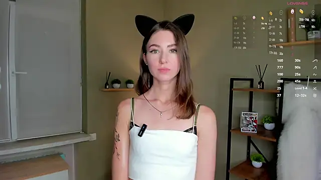 Snapshot of Peaches_Peaches chatting on 05-30-26, 03:53 Peaches Peaches online show from 05-30-26, 03:53