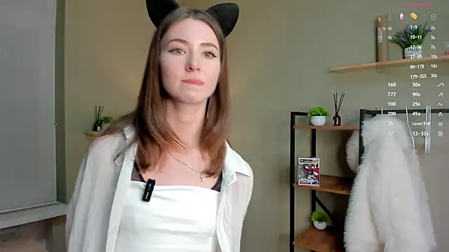 Snapshot of Peaches_Peaches chatting on 06-05-26, 04:56 Peaches Peaches online show from 06-05-26, 04:56