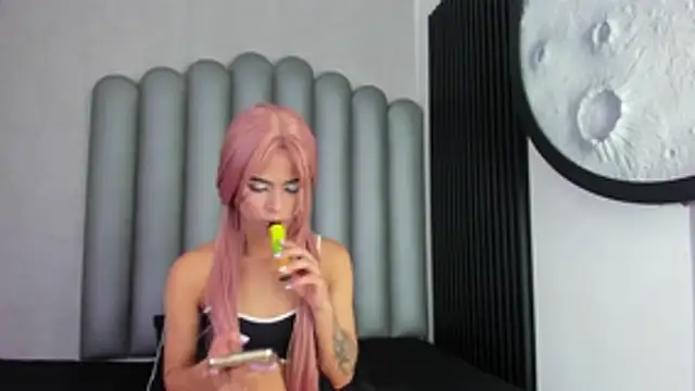 luna-bella  online show from 05-13-26, 03:26