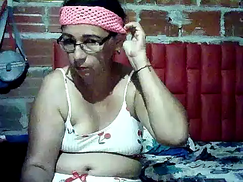 lola teem online show from 04-23-26, 03:30