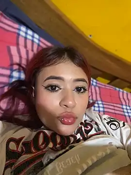 sara2512 online show from 04-15-26, 10:10