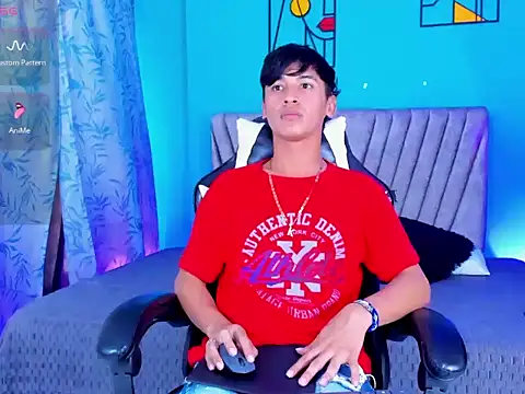 Snapshot of IhanKing chatting on 05-19-26, 07:20 IhanKing online show from 05-19-26, 07:20