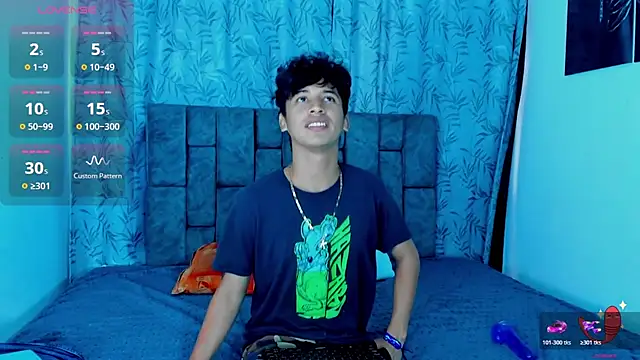Snapshot of IhanKing chatting on 06-06-26, 09:41 IhanKing online show from 06-06-26, 09:41