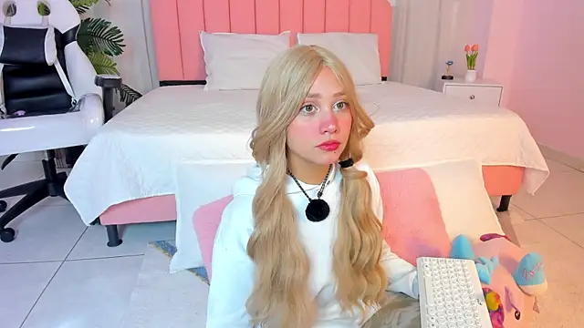 sweett fire online show from 04-22-26, 05:25