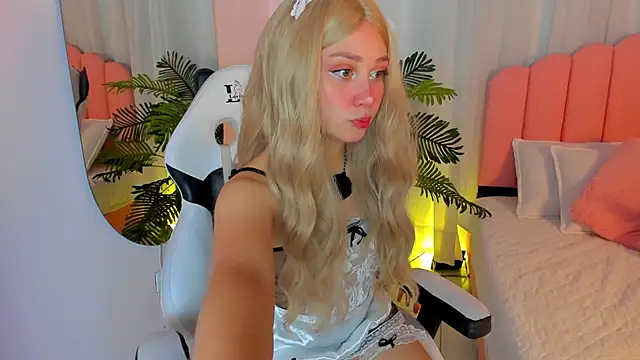 sweett fire online show from 04-23-26, 05:37