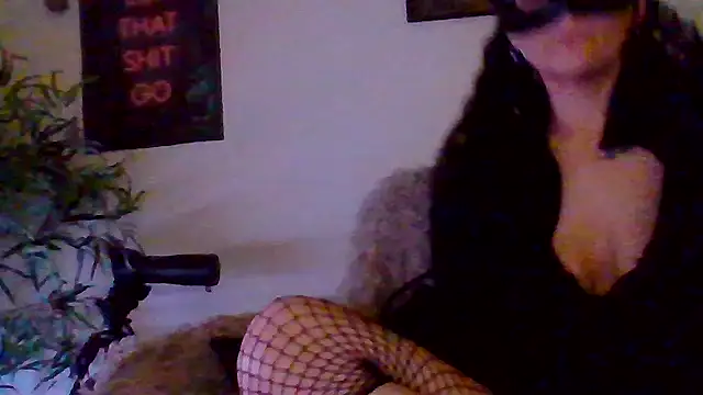 shyhornymommy online show from 04-16-26, 09:39