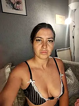 Chloesashx online show from 06-26-26, 08:46