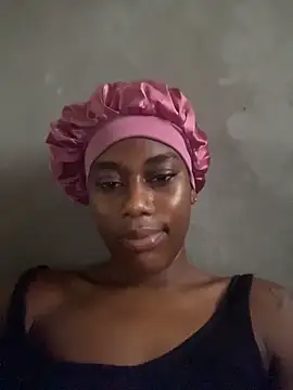 Snapshot of SofiNoirX chatting on 05-23-26, 01:37 SofiNoirX online show from 05-23-26, 01:37