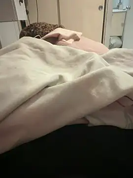 pazzuttraa online show from 04-14-26, 03:12