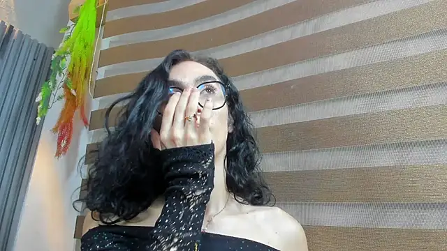 Snapshot of Shammy_rosse chatting on 07-05-26, 08:16 Shammy rosse online show from 07-05-26, 08:16