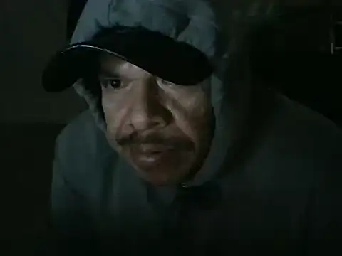 Snapshot of Oskr2024XXX chatting on 02-17-25, 03:04 Oskr2024XXX online show from 02-17-25, 03:04