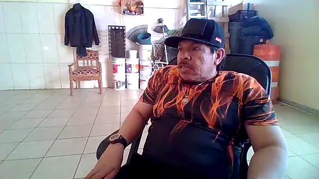 Snapshot of Oskr2024XXX chatting on 01-31-26, 10:52 Oskr2024XXX online show from 01-31-26, 10:52