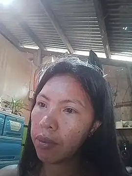 Snapshot of _sweetbabe23 chatting on 05-17-26, 10:28 sweetbabe23 online show from 05-17-26, 10:28