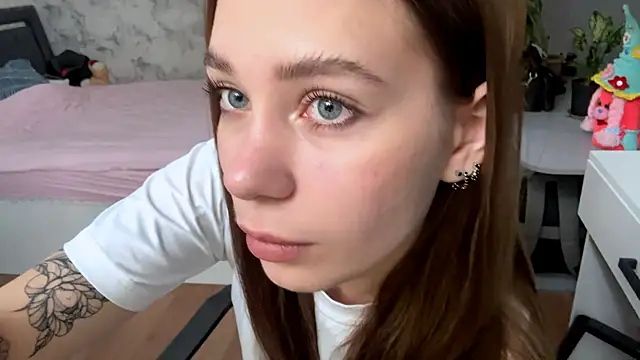 FlufyRabbit online show from 04-16-26, 03:29