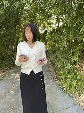 Snapshot of fafade2588 chatting on 04-17-26, 04:15 fafade2588 online show from 04-17-26, 04:15