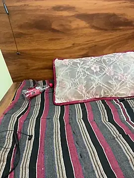 Snapshot of Cute_maari chatting on 05-23-26, 06:12 Cute maari online show from 05-23-26, 06:12