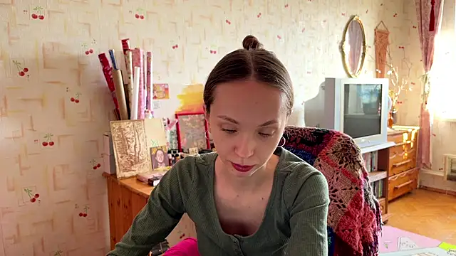 AdriannaBill online show from 06-17-26, 03:02
