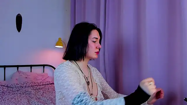 LiyaFly online show from 05-10-26, 04:17