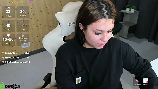 nicolewoss online show from 06-29-26, 10:15