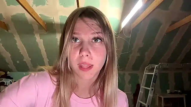 Skinny girl  online show from 04-21-26, 06:55