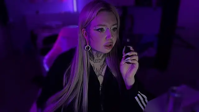 Chibiis online show from 04-22-26, 09:38