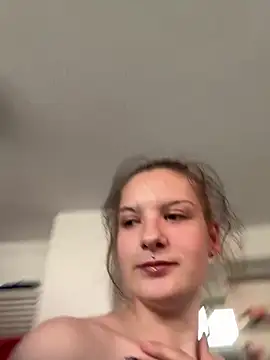 Lisa-Marie22 online show from 04-20-26, 12:41