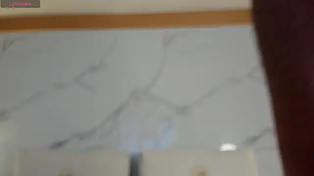 Snapshot of alena_kenner chatting on 04-29-26, 07:31 alena kenner online show from 04-29-26, 07:31