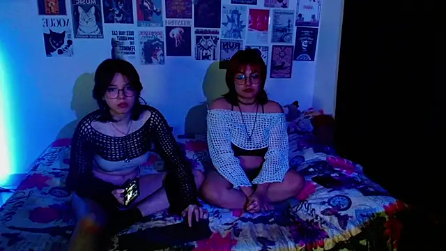 Snapshot of Red-Cherry2 chatting on 05-17-26, 06:11 Red-Cherry2 online show from 05-17-26, 06:11