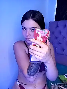 Dollce-fox online show from 04-18-26, 07:58